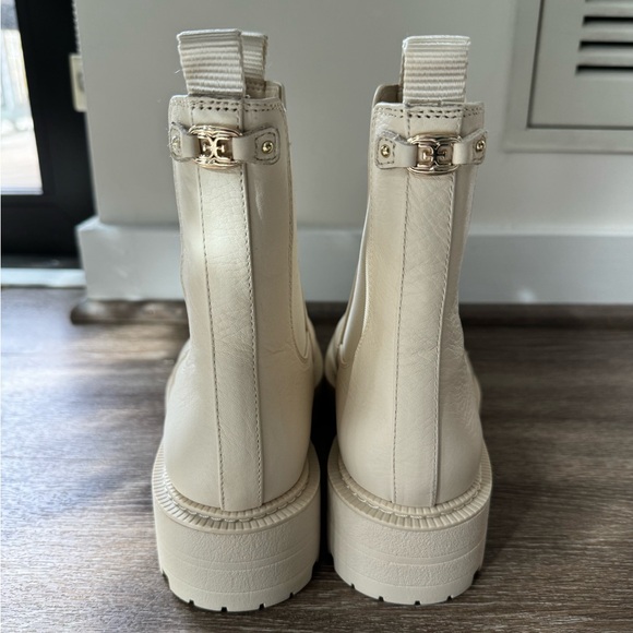 Sam Edelman Women’s Laguna Ivory Chelsea Boots 8.5 - Picture 3 of 7